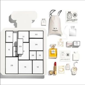 chanel advent calendar 2021